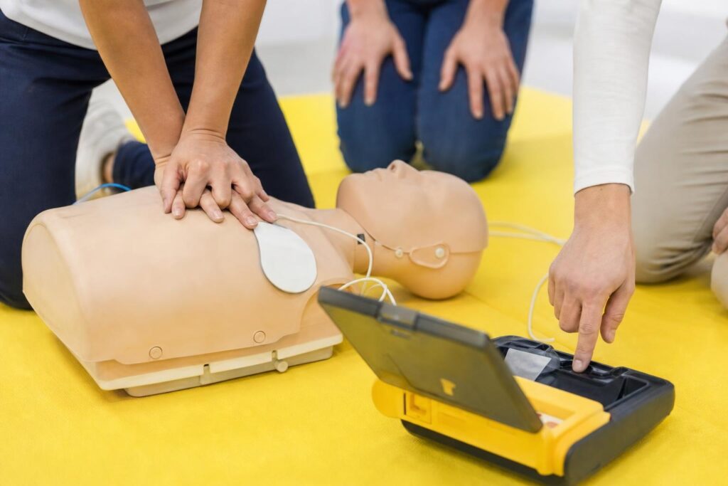 Formación Continuada en Reanimación Cardiopulmonar, Soporte Vital Básico Y Desfibrilación Externa Automatizada (Cantabria)