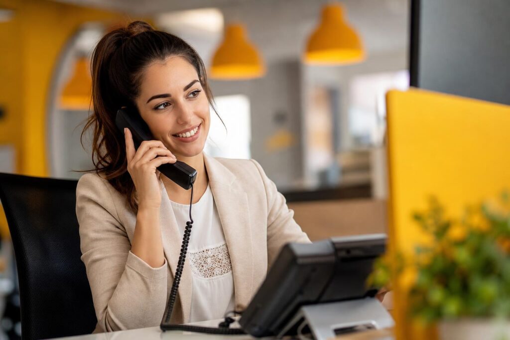 ATENCIÓN TELEFÓNICA EN INGLÉS